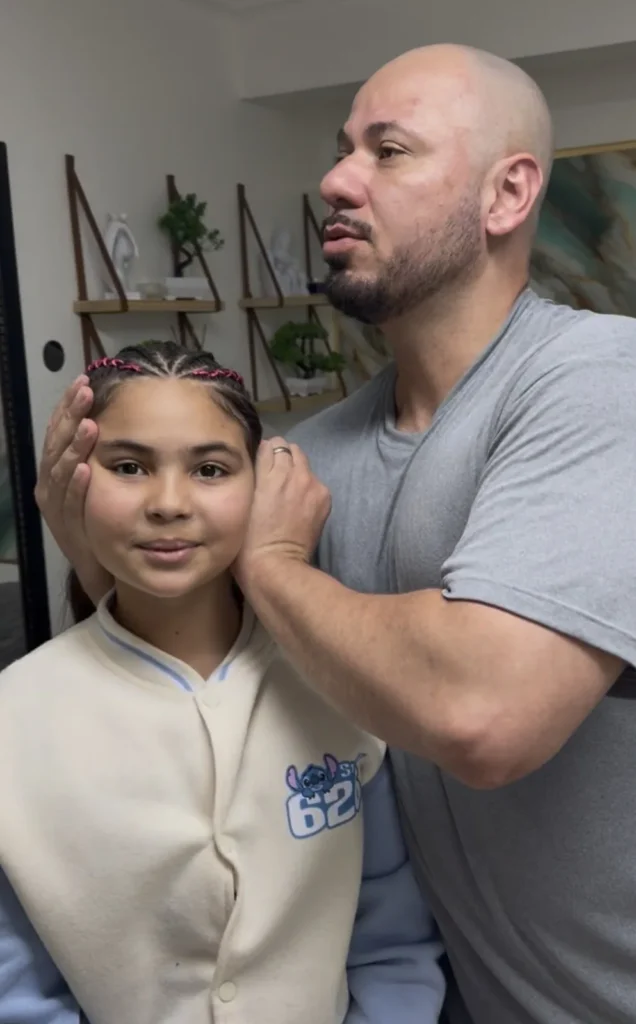 Avaliação postural de adolescente com acompanhamento responsável
